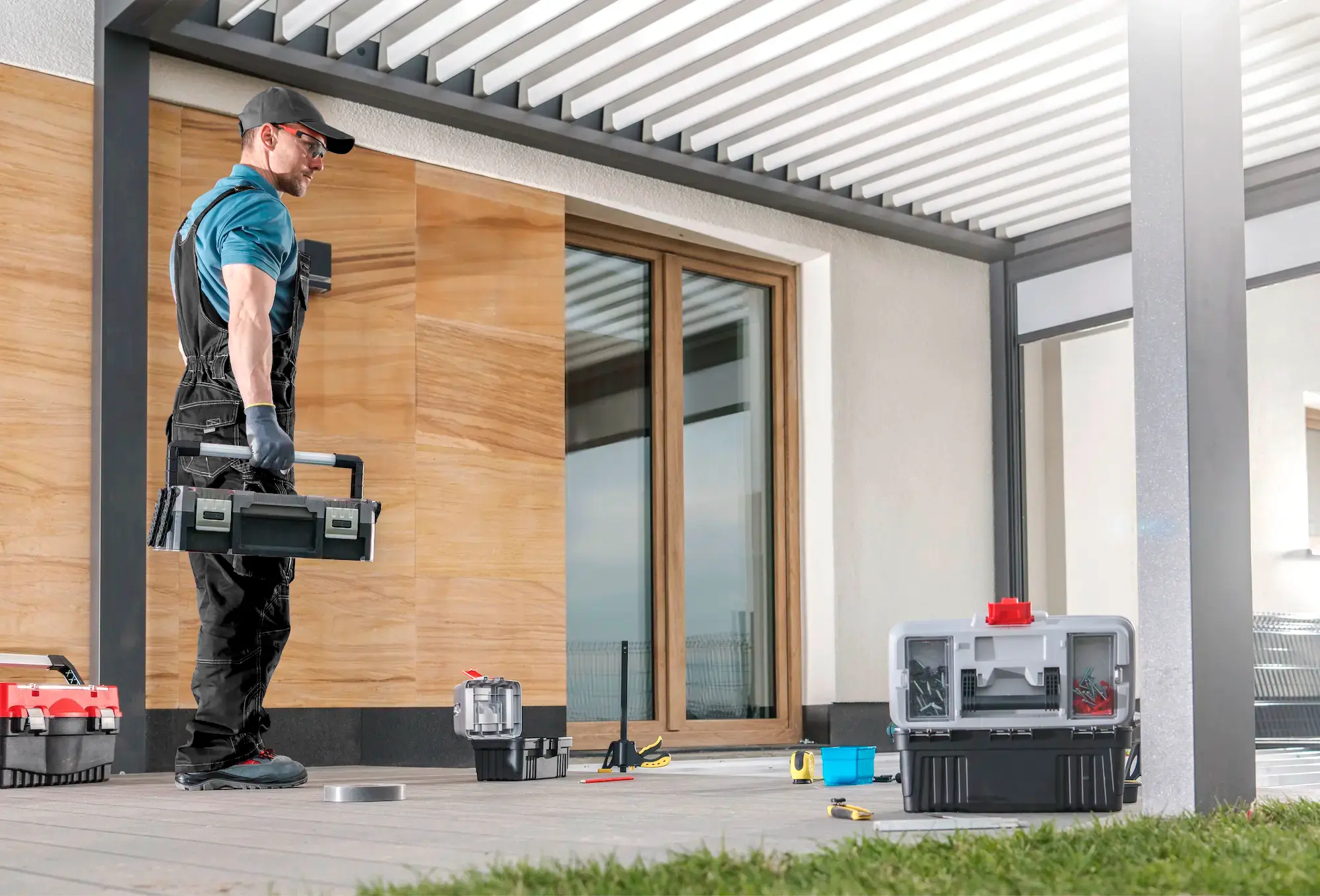 Image for step: Expert Installation &amp; Final Review