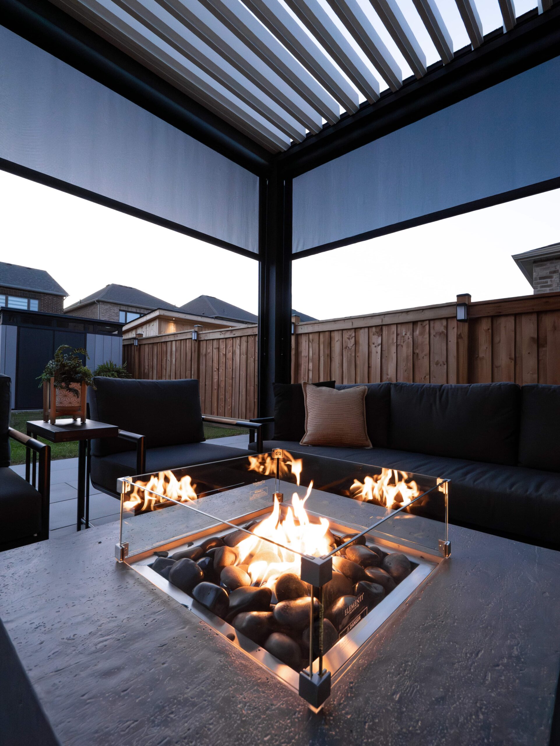 Evening Pergola Lounge Langley